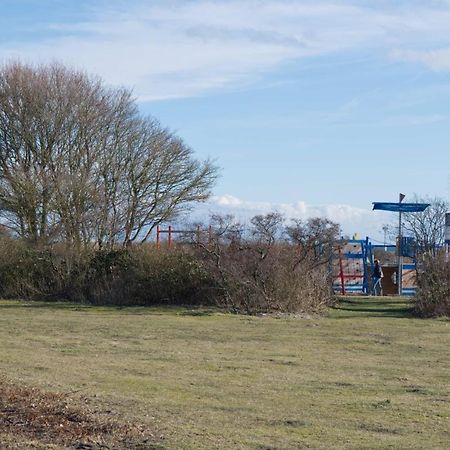 Inselblume 82 - Bungalow Am Suedstrand Mit Meerblick Burgtiefe auf Fehmarn 外观 照片